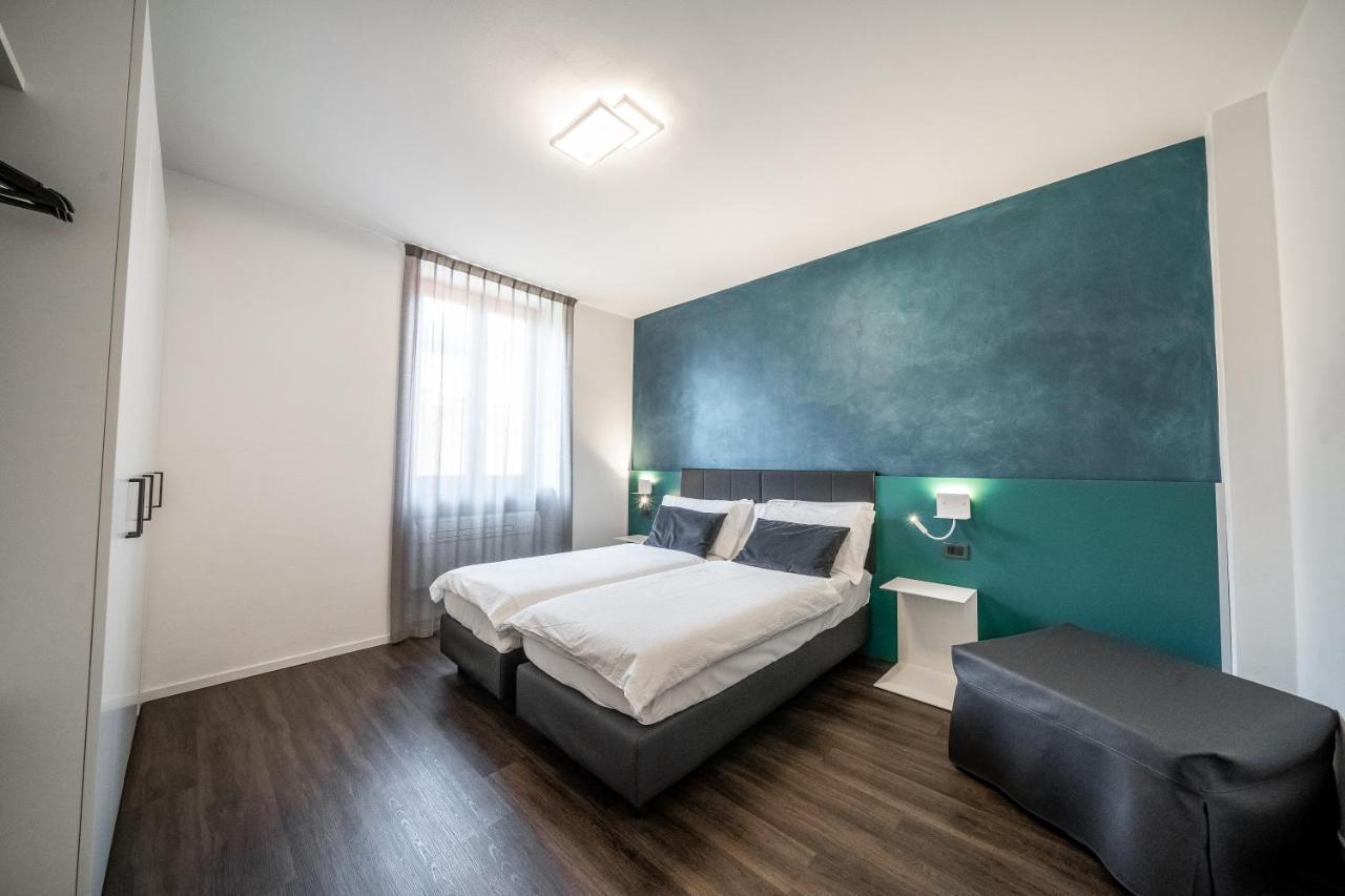 Appartamenti Vasco Renna Surf Center Torbole Sul Garda Bagian luar foto