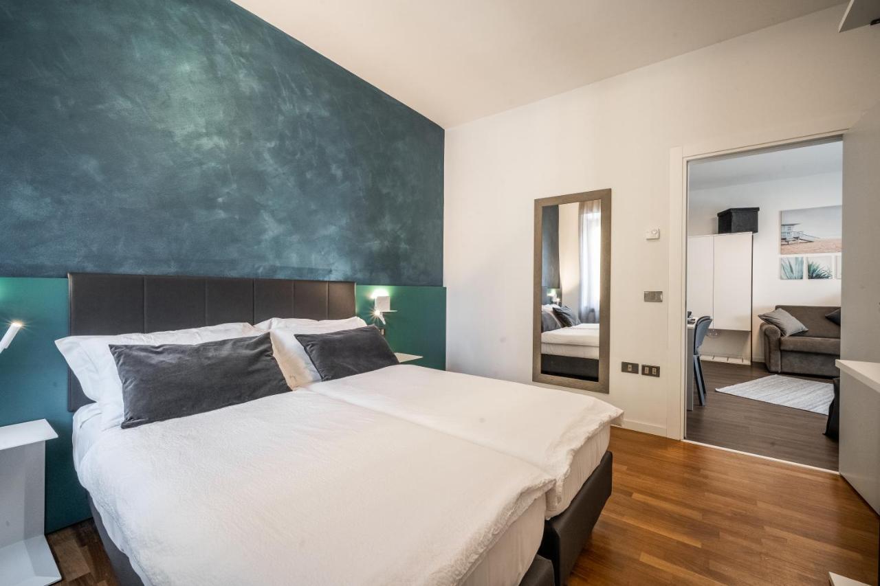 Appartamenti Vasco Renna Surf Center Torbole Sul Garda Bagian luar foto